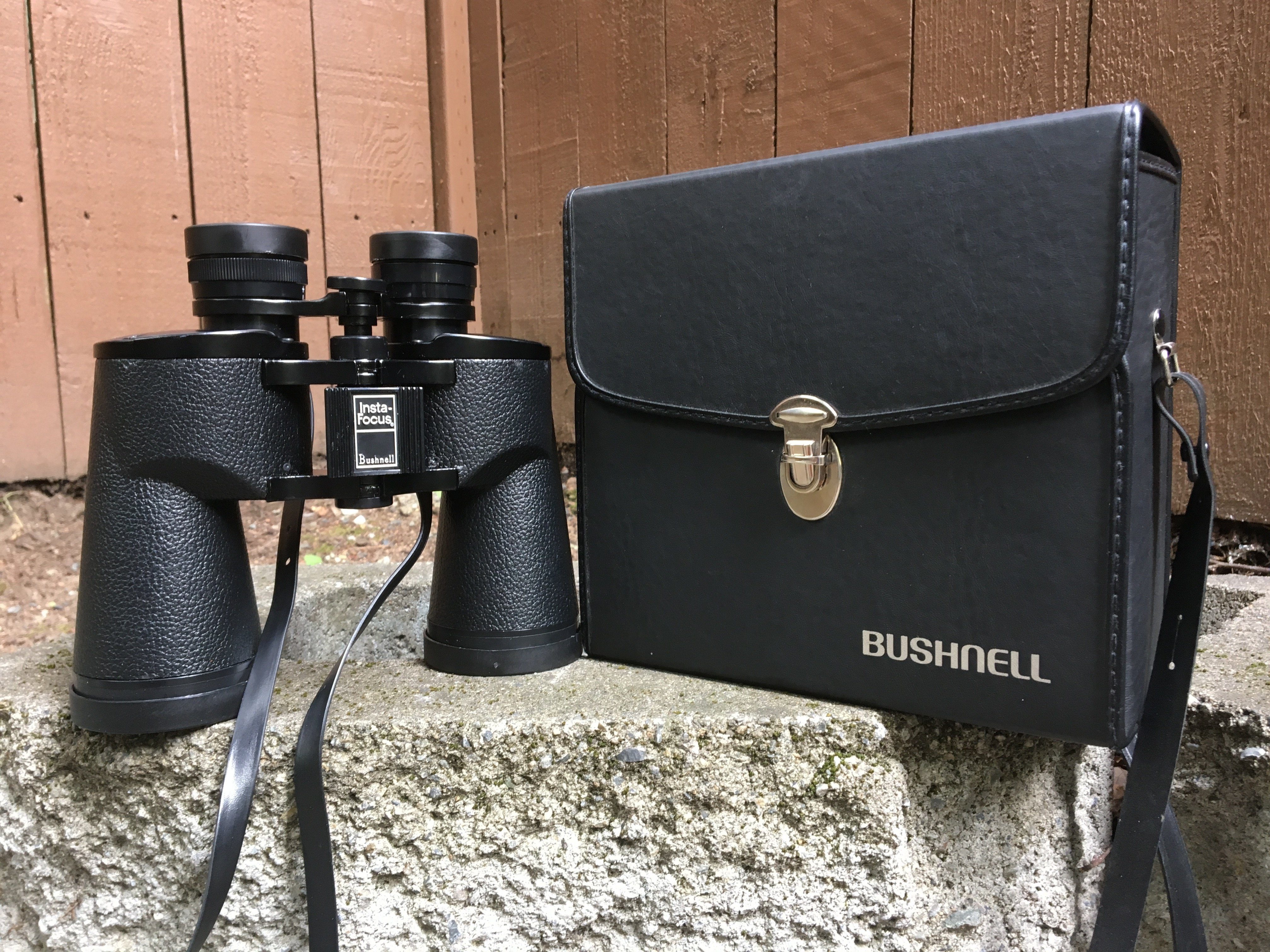 bushnell binoculars 